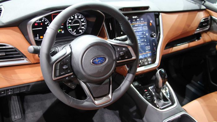 subaru_legacy_steering_wheel.jpg