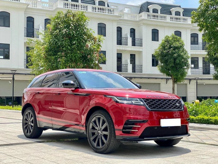 land rover velar.jpg