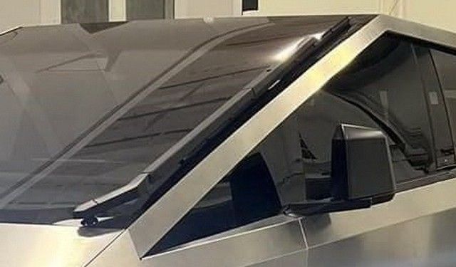 Các chi tiết này chỉ ra rằng chiếc bán tải độc đáo nhất thế giới Tesla Cybertruck đã sẵn sàng để lăn bánh ra đường - Hình 3.