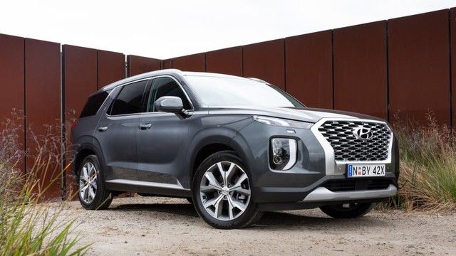 Hyundai Palisade 2022 tiếp tục bộc lộ hệ thống đèn mới và nội thất sang trọng như Genesis GV80 - Hình 1.