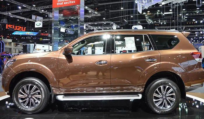 Nissan Terra 2022 có kiểu dáng mạnh mẽ, nam tính, tương tự những mẫu xe tương đương như X-Trail hay Navara