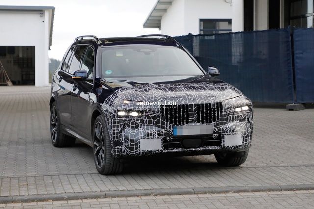 BMW X7 2022: Đèn pha gây tranh cãi giống 7-Series - Ảnh 2