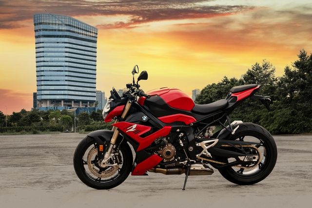 BMW S 1000 R 2021 ra mắt tại Việt Nam: Bỏ đèn mắt lé, có phiên bản M, giá từ 669-759 triệu đồng - Ảnh 12.