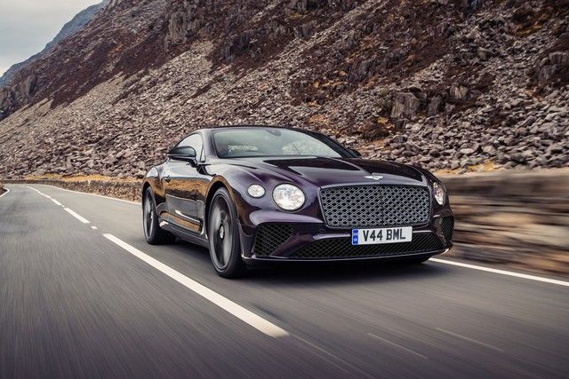 Bentley chính thức ra mắt Mulliner Blackline, phiên bản nâng cấp từ Blackline trên các dòng xe của họ.