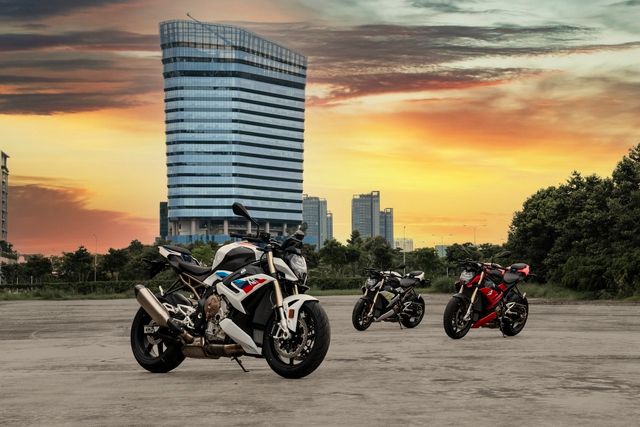 BMW S 1000 R 2021 ra mắt tại Việt Nam: Loại bỏ đèn mắt lé, có phiên bản M, giá từ 669-759 triệu đồng - Ảnh 1.