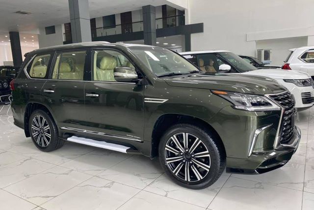 Xe nhập khẩu cá nhân về Việt Nam với hàng ngàn tùy chọn: Toyota Land Cruiser thu hút sự chú ý, nhưng Mercedes GLS mới là điểm đặc biệt - Hình ảnh 8.