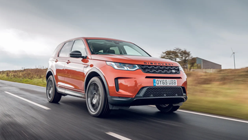 Land Rover Discovery Sport 2024 nhận được đánh giá cao về khả năng vận hành