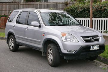 Honda CR-V thế hệ thứ 2 ra mắt vào năm 2002