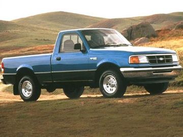 Ford Ranger 1993 có thiết kế sang trọng hơn so với thế hệ trước