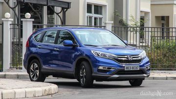 Phiên bản nâng cấp Honda CR-V 2015 đã được ra mắt người tiêu dùng Việt, góp phần củng cố vị thế trong bối cảnh Mazda 2 đang thách thức.