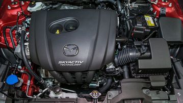 Mazda CX-3 2024 sử dụng động cơ xăng SkyActiv-G 4 xi-lanh dung tích 1.5L giống với Mazda 2 và Mazda 3.