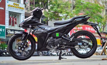 Thiết kế đuôi xe Yamaha Exciter 155 VVA tạo điểm nhấn đặc biệt với phần đuôi vuốt nhọn, tăng thêm vẻ đẹp mạnh mẽ.