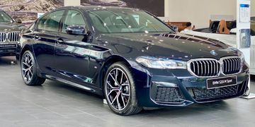 BMW 520i M Sport 2024 với thiết kế thể thao, năng động và hiện đại