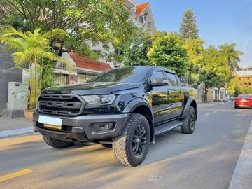 Điểm đặc biệt nhất ở Ranger Raptor 2023 là được phân hiệu xe hiệu xuất cao Ford Performance DNA