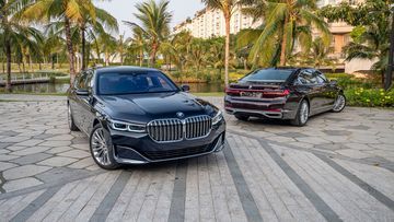 BMW 7 Series 2023 cũng được trang bị hệ thống lái có tỉ số lái biến thiên