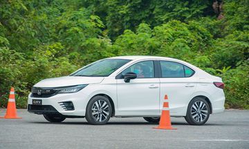 Honda City 2023 đã mang lại một diện mạo mới, trẻ trung, hiện đại, cá tính và thể thao hơn, kèm theo tiện nghi phong phú và không gian nội thất rộng rãi nhất trong phân khúc