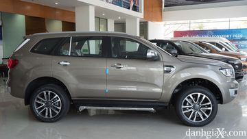 Ford Everest sở hữu kích thước mâm xe lớn nhất trong phân khúc