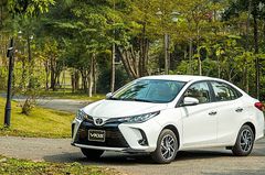 Bánh xe được thiết kế với hình dạng lốc xoáy trên Toyota Vios G 2022