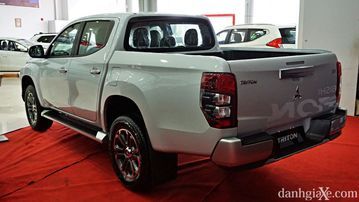 Thiết kế phần đuôi trên Mitsubishi Triton 2021