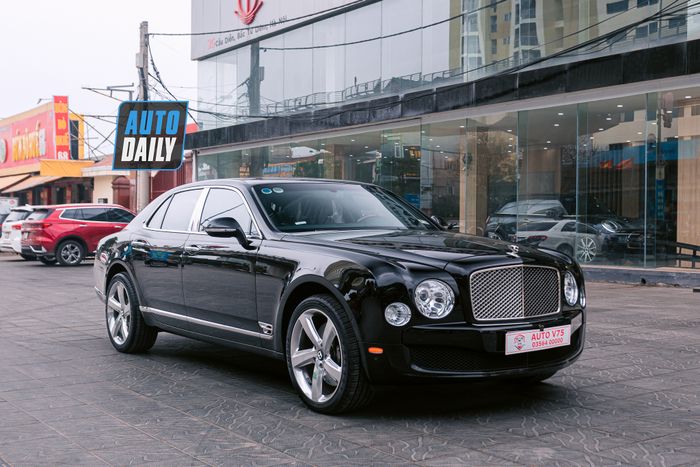 Bentley Mulsanne duy nhất tại Việt Nam đang được rao bán, giá hấp dẫn như S 450 Maybach mới bentley-mulsanne-le-mans-Mytour-22.JPG