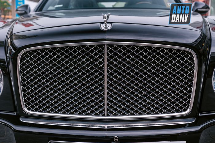 Bentley Mulsanne duy nhất tại Việt Nam đang được rao bán, giá hấp dẫn như S 450 Maybach mới bentley-mulsanne-le-mans-Mytour-5.JPG