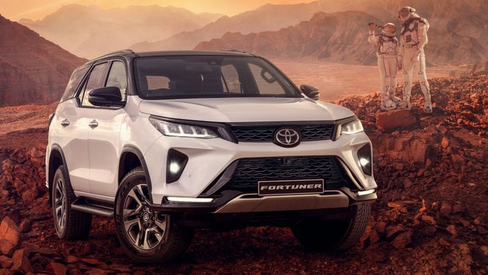 Toyota Fortuner hybrid 2024 chính thức ra mắt trên toàn cầu, sẵn sàng đổ bộ vào Việt Nam toyota-fortuner.jpg