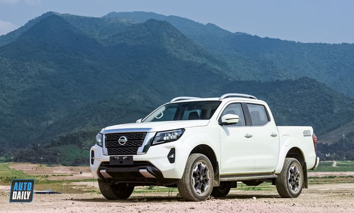 Đánh giá Nissan Navara 2021: