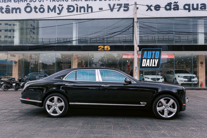 Bentley Mulsanne duy nhất tại Việt Nam đang được rao bán, giá hấp dẫn bằng S 450 Maybach mới bentley-mulsanne-le-mans-Mytour-9.JPG