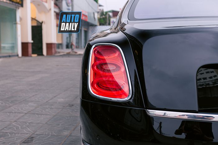 Bentley Mulsanne duy nhất tại Việt Nam đang rao bán, giá hấp dẫn như S 450 Maybach mới bentley-mulsanne-le-mans-Mytour-7.JPG