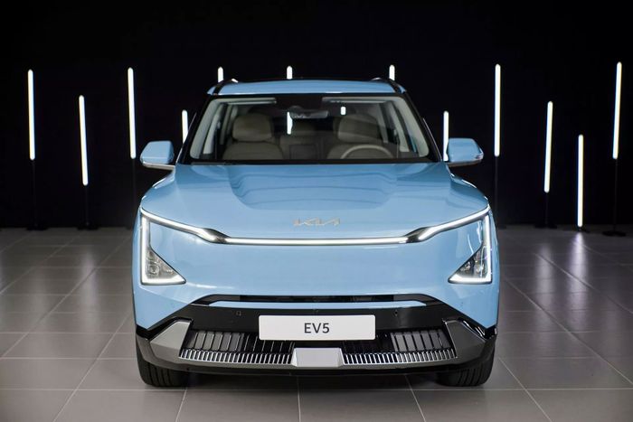 Khám phá từ mọi góc độ của Kia EV5 2025 kia-ev5-2.jpg