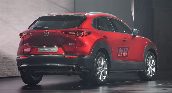 Mazda CX-30 2021 đã chính thức ra mắt tại Việt Nam, có giá khởi điểm từ 839 triệu đồng, hình ảnh mazda-cx303.jpg