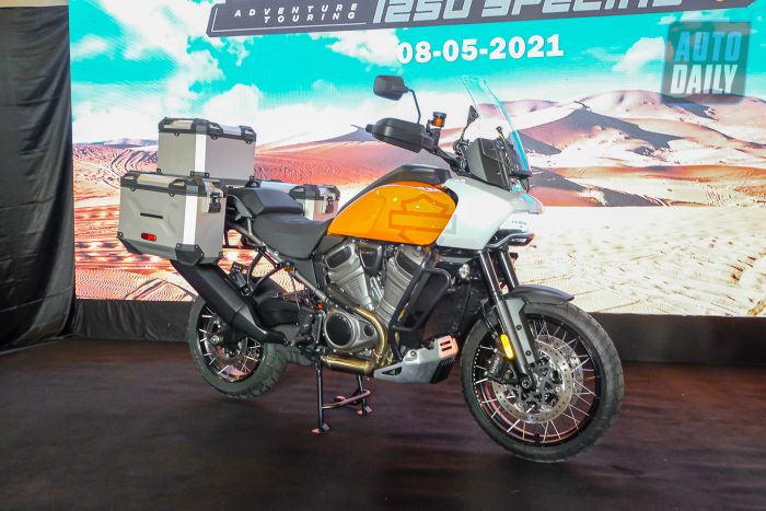 Cuộc đối đầu căng thẳng giữa KTM 1290 Super Adventure và Ducati Multistrada V4 Harley-Davidson Pan America 1250 Special (10).jpg