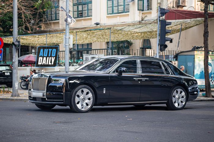 Phát hiện chiếc Rolls-Royce Phantom VIII Series II duy nhất tại Việt Nam, có giá dưới 20 tỷ phantom-viii-series-ii-Mytour-9.JPG