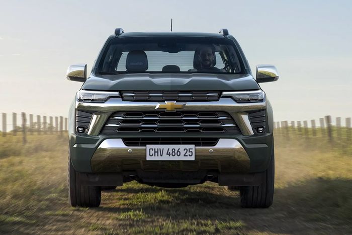 Chevrolet Colorado 2025 facelift chính thức ra mắt với thiết kế mới, động cơ diesel 2.8 turbo mạnh mẽ hơn chevrolet-colorado-2025-3.jpg