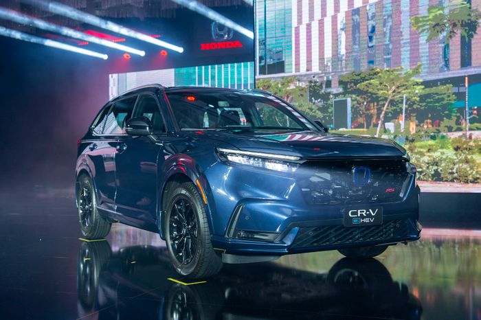 Tháng Ba năm 2024: Honda ghi nhận sự tăng trưởng đáng kể với doanh số xe ô tô tăng hơn 120%, đồng thời giới thiệu mẫu xe hoàn toàn mới Honda CR-V 2024 tại thị trường Việt Nam, có giá khởi điểm từ 1,109 tỷ đồng, hình ảnh honda-cr-v-2024-6.JPG