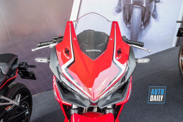 Chọn Kawasaki Ninja 400 2019 hay Honda CBR500R 2019? honda-cbr500r-2019-9.jpg