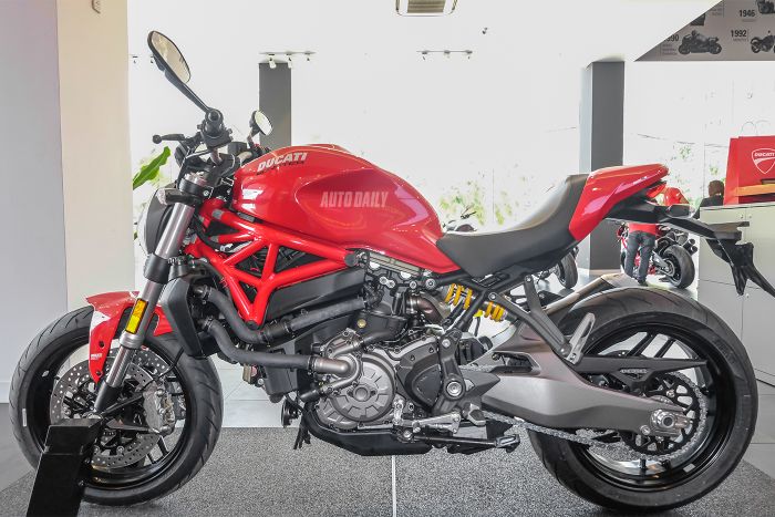 Ducati Monster 821 Stealth: Sự đổi mới như thế nào so với phiên bản gốc? ducati-monster-821-6.jpg