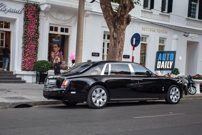 Phát hiện chiếc Rolls-Royce Phantom VIII Series II duy nhất tại Việt Nam, có giá dưới 20 tỷ phantom-viii-series-ii-Mytour-2.JPG