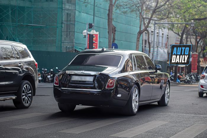 Phát hiện chiếc Rolls-Royce Phantom VIII Series II duy nhất tại Việt Nam, có giá dưới 20 tỷ phantom-viii-series-ii-Mytour-10.JPG