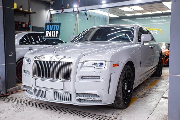 Cận cảnh Rolls-Royce Ghost Mansory độ độc nhất tại Việt Nam, chi phí độ riêng lên đến hơn 700 triệu ghost-mansory-Mytour-1.JPG