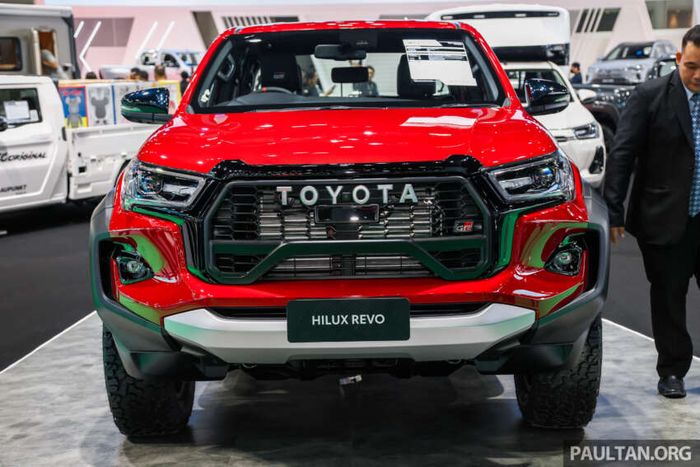 Khám phá chi tiết về Toyota Hilux Revo GR Sport 2024 tại Triển lãm Bangkok 2024 qua hình ảnh bims-2024-toyota-hilux-facelift-grs-wide-tread-3-850x567.jpg