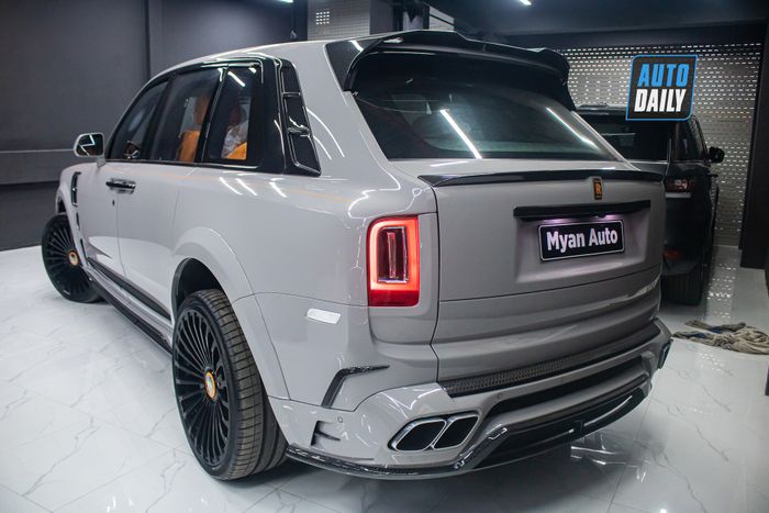 Có gì đặc biệt trên chiếc Rolls-Royce Cullinan độ Mansory triệu đô thứ hai tại Việt Nam? rollsroyce-cullinan-mansory-Mytour-9.JPG