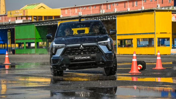 Mitsubishi Triton và Xforce 2024 đoạt giải thưởng iF Design Awards 2024 Mitsubishi Xforce chốt giá bất ngờ, chỉ từ 599 triệu tại Việt Nam xfoce.jpeg