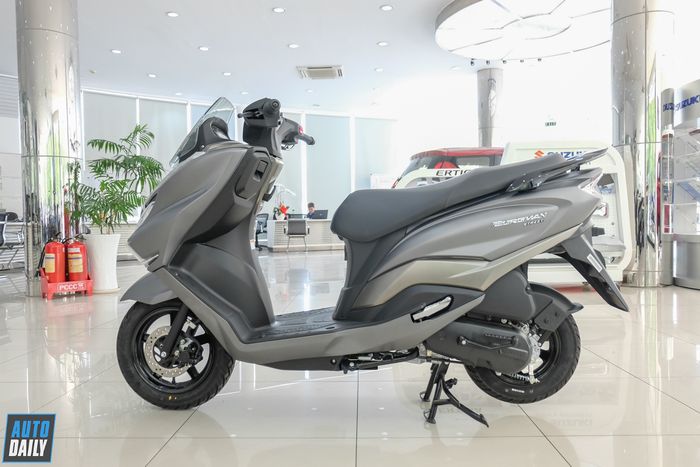 Suzuki Burgman Street 125 tiếp tục giảm giá, chỉ còn 28,9 triệu đồng Suzuki-Burgman-Street (6).jpeg