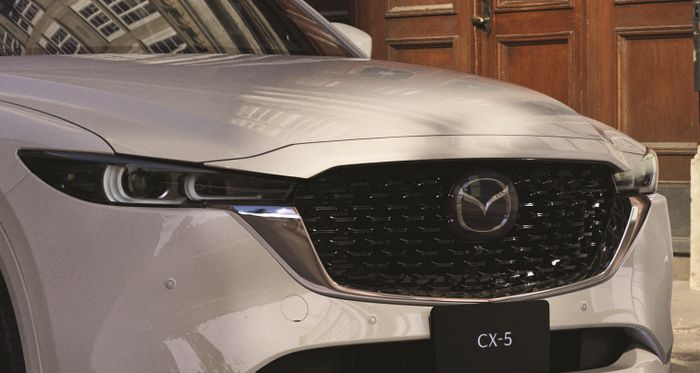 Mazda CX-5 phiên bản nâng cấp năm 2024 đã ra mắt tại Malaysia, có giá từ 30.560 USD