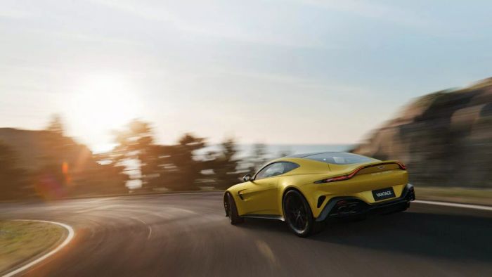 Aston Martin Vantage 2025 ra mắt với động cơ V8 mạnh mẽ, sản sinh 656 mã lực, hình ảnh: 2025-aston-martin-vantage-3-1536x864.webp