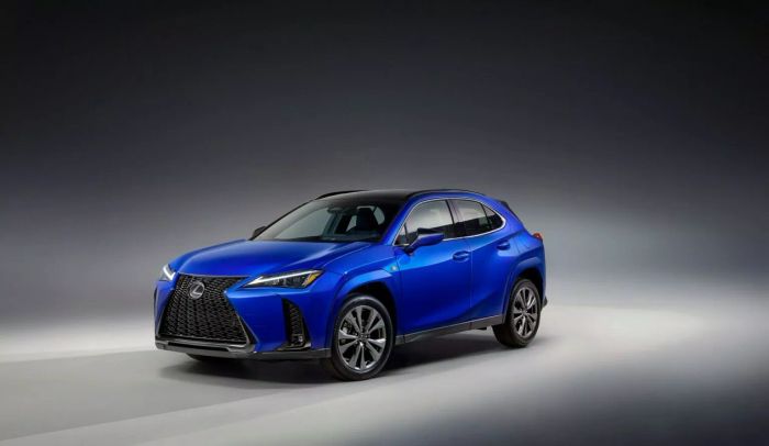 Lexus UX 2025: Mạnh mẽ hơn, tăng giá bán, hình ảnh: 2025-lexus-ux-300h-1219-7-1536x891.webp