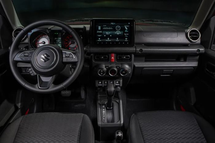 Suzuki Jimny 5 cửa 2024 đã có mặt tại khu vực ASEAN, có giá từ 680 triệu đồng suzuki-jimny-5-door-3.webp