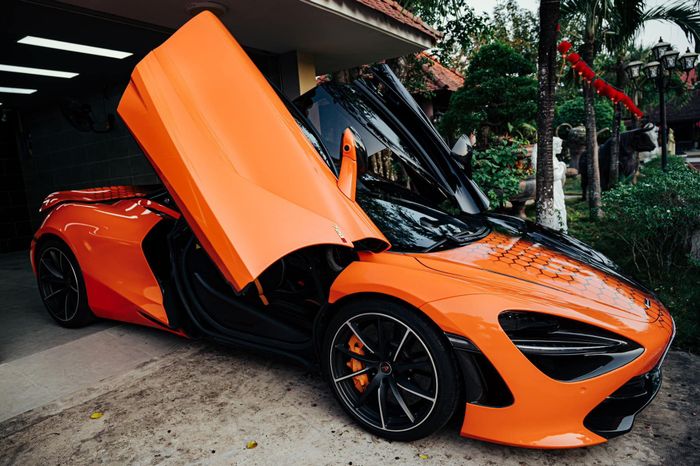 Đại gia An Giang mua McLaren 720S từ Campuchia với thiết kế ngoại thất độc đáo