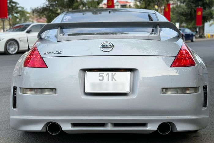 Chiếc xe thể thao Nissan 350Z đã tìm đến tay ông Đặng Lê Nguyên Vũ, có giá gần 1 tỷ đồng nissan-350z-Mytour-4.jpg